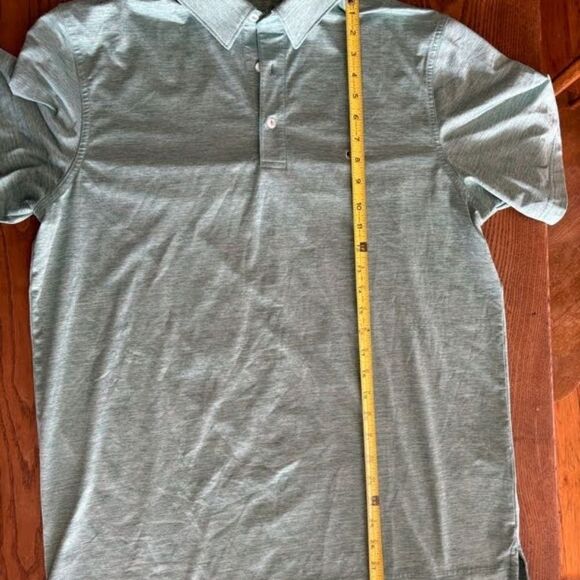 Vineyard Vines Green Performance Polo Shirt M Golf Activewear Short Sleeve - Picture 4 of 5